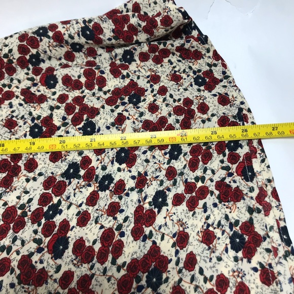 DR2 Cream Red Blue Floral Print Long Sleeve Notch Neck Blouse Size M - Picture 12 of 15